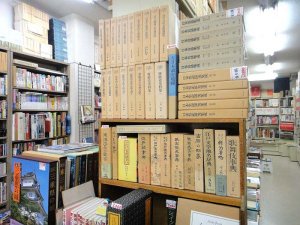 01店本棚01