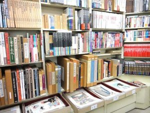 03店本棚03