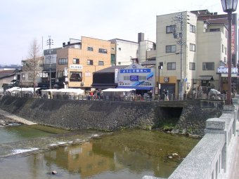 急に思い立って飛騨高山へ